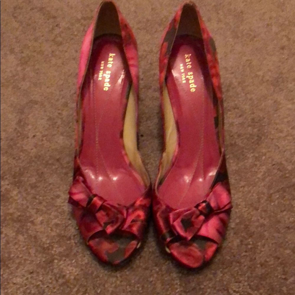 Kate spade heel 10B three inch heel